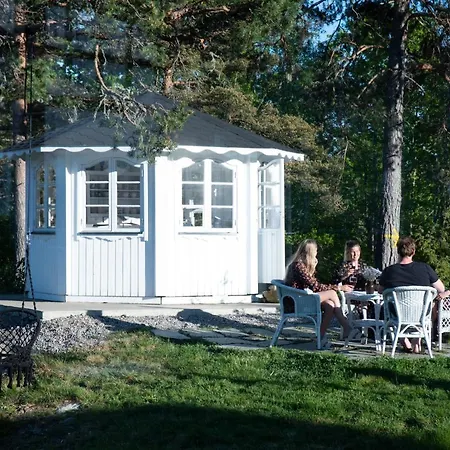 Dragsvik Fjordhotel (adults Only) 2*