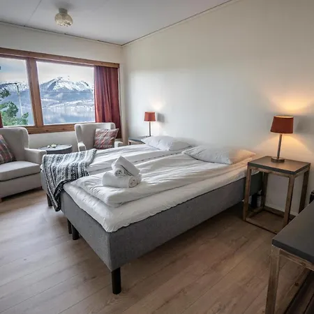 Hotell Dragsvik Fjordhotel 2*