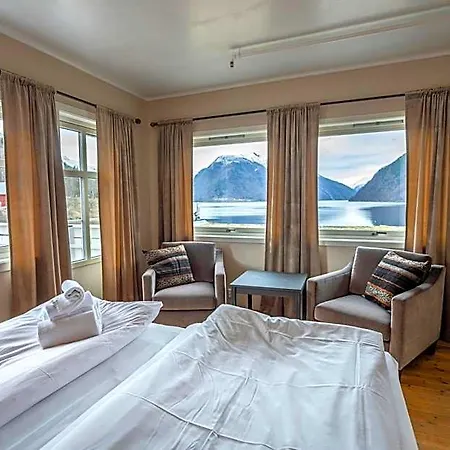Dragsvik Fjordhotel (adults Only) Balestrand