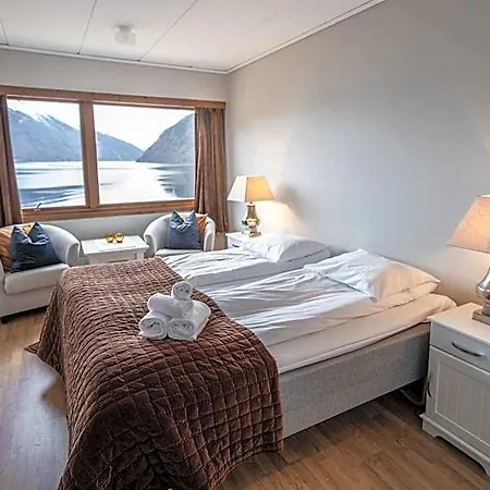 Ξενοδοχείο Dragsvik Fjordhotel (adults Only)
