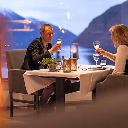 Dragsvik Fjordhotel (adults Only) Balestrand