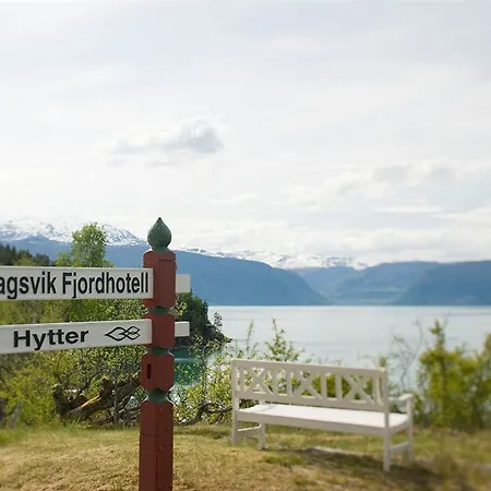 Dragsvik Fjordhotel (adults Only) Балестранд