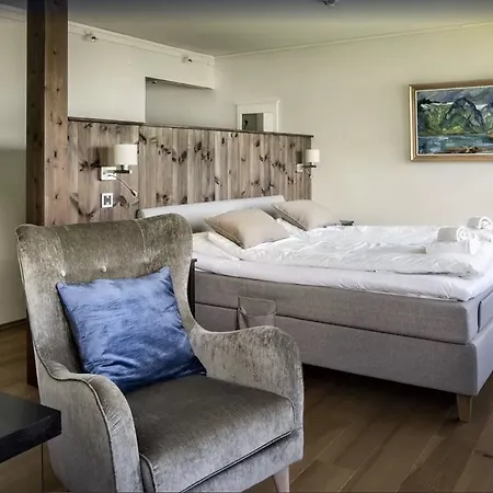 Dragsvik Fjordhotel (adults Only)