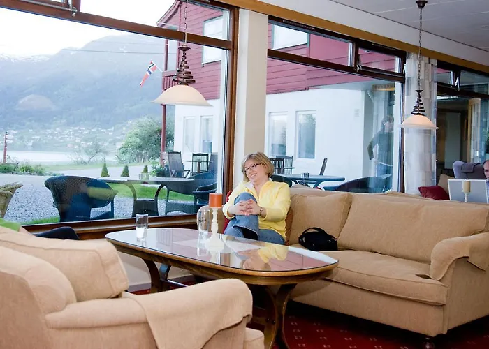 Dragsvik Fjordhotel (adults Only) Hotel