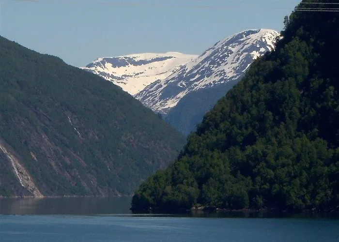 Hotel Dragsvik Fjordhotel (adults Only)