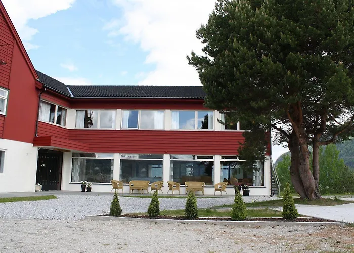 Dragsvik Fjordhotel (adults Only)