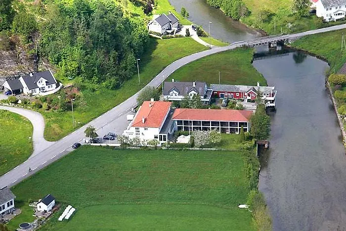 Dragsvik Fjordhotel (adults Only) Hotel