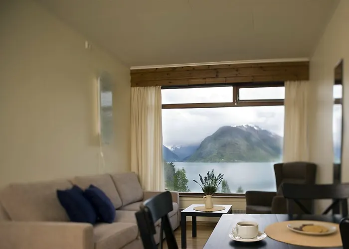 Dragsvik Fjordhotel (adults Only) Hotel 2*