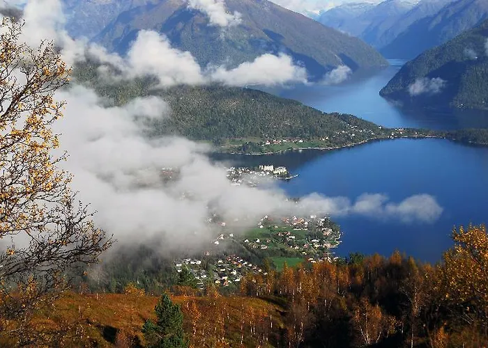 Hotel Dragsvik Fjordhotel (adults Only)