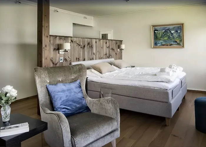 Dragsvik Fjordhotel (adults Only)