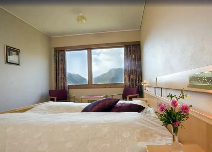 Dragsvik Fjordhotel (adults Only) Hotel 2*