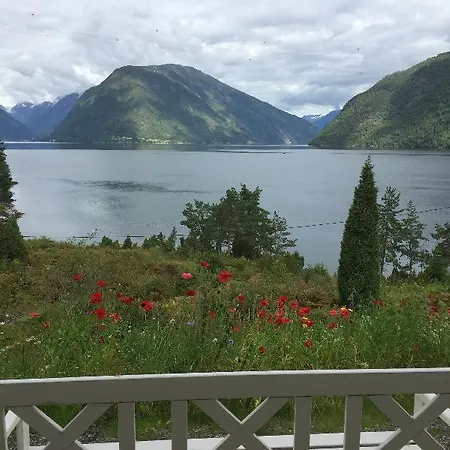 Dragsvik Fjordhotel (adults Only) Szálloda Balestrand